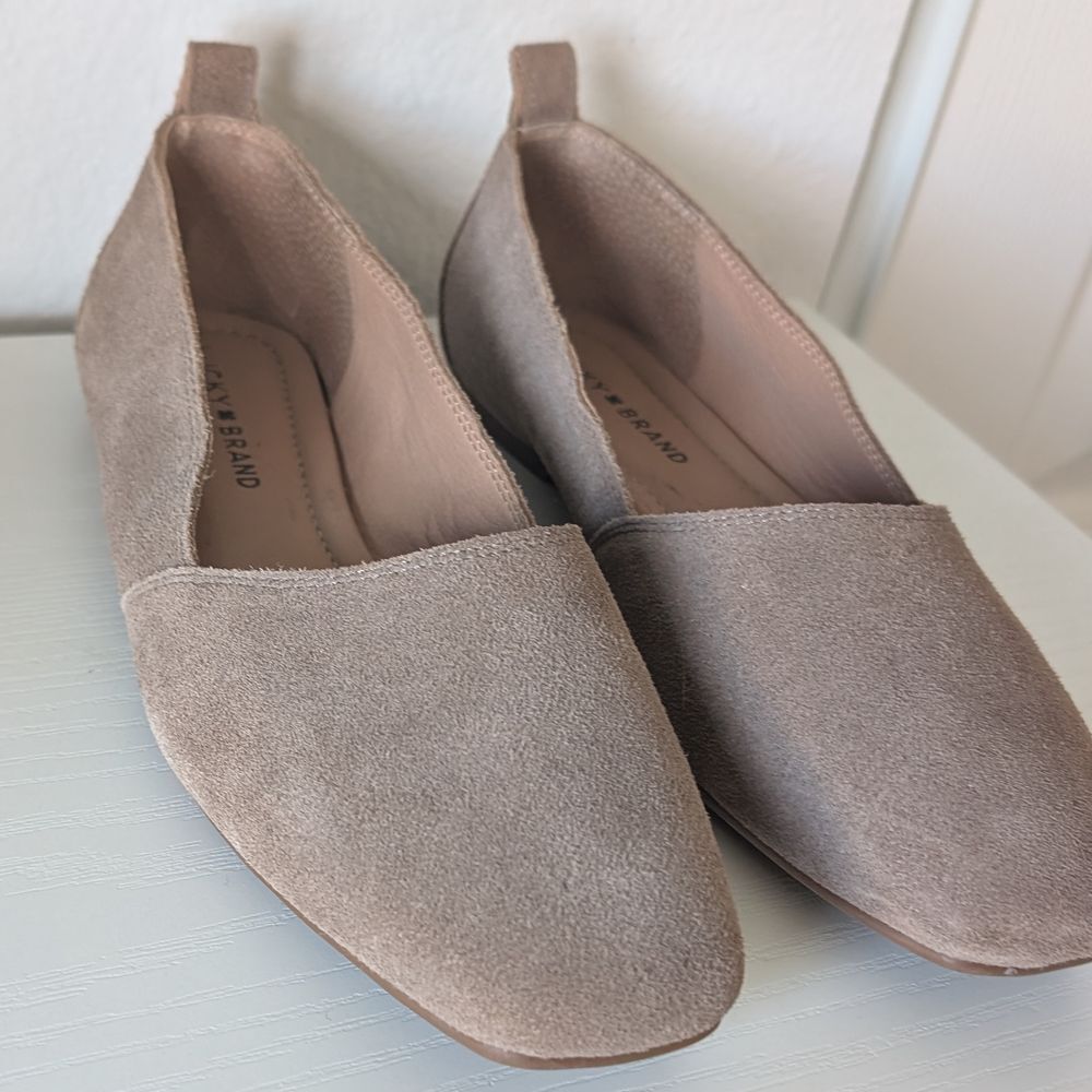 Lucky Brand Daymien Beige Suede Square Toe Ballet Flats Comfortable Slip-On Shoe